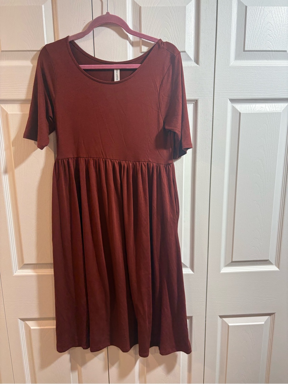 Zenana Burgundy Short Sleeve A-Line Midi Dress Boho Minimalist Fall Academia - Picture 2 of 7